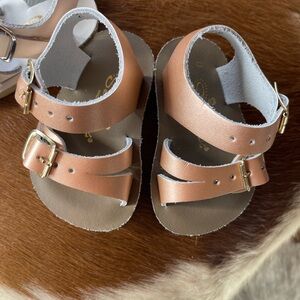 Sun-Sans See Wee Sandals Size 0 white/tan